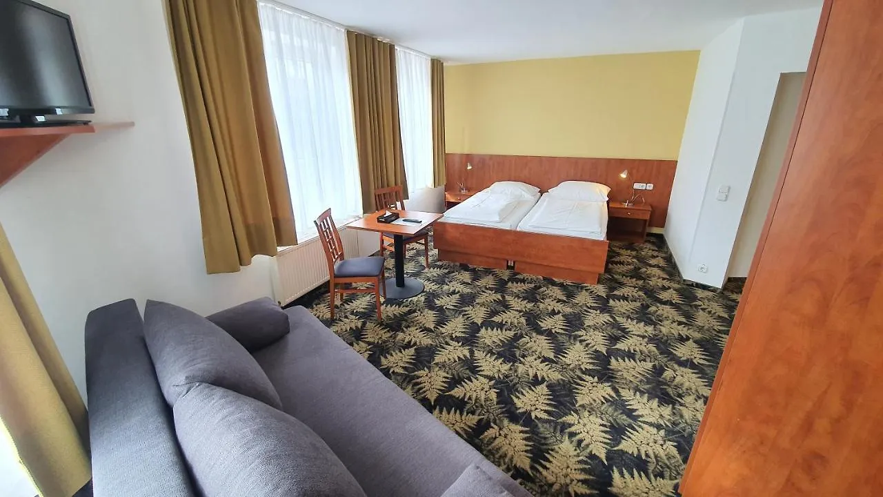 Hotel Der Tannenbaum Munich Germany