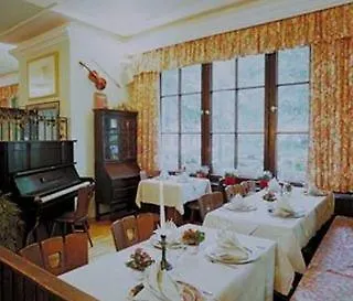 **  מינכן Hotel Der Tannenbaum גרמניה